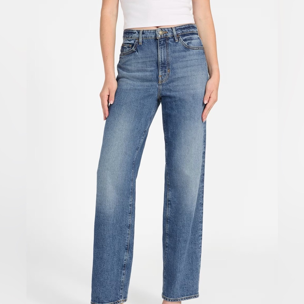Guess Women's Sexy Straight Leg Jeans